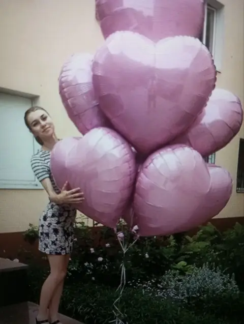 Великий букет із серцями