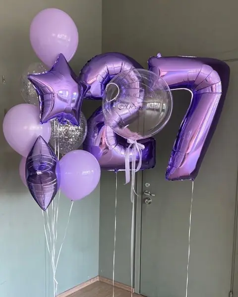 Цифри віку + 12 кульок
