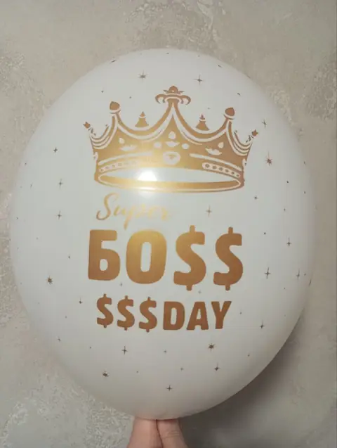 Кулька з написом «Boss $$$day»
