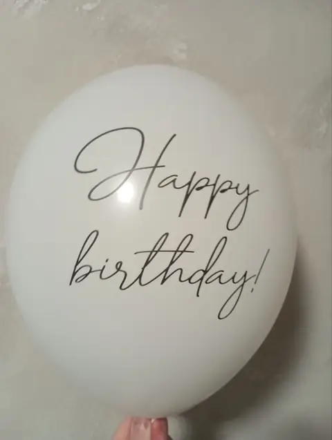 Кулька з написом «Happy birthday!»